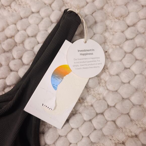 NWT Vuori Pose Scoop Jumpsuit Kale Green Sz Small - Picture 8 of 10